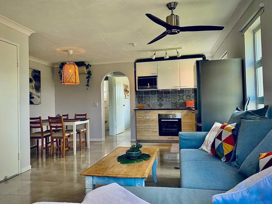 Broadbeach, Stylish Apartment Close To Everything Gold Coast Exterior photo